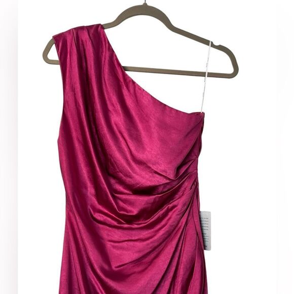 Elliatt Cassini Deep Berry One Shoulder Cocktail Dress | Size M - Picture 9 of 9